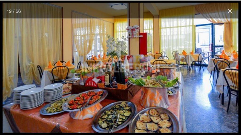 Hotel Piccari Nuova Gestione Rimini Luaran gambar