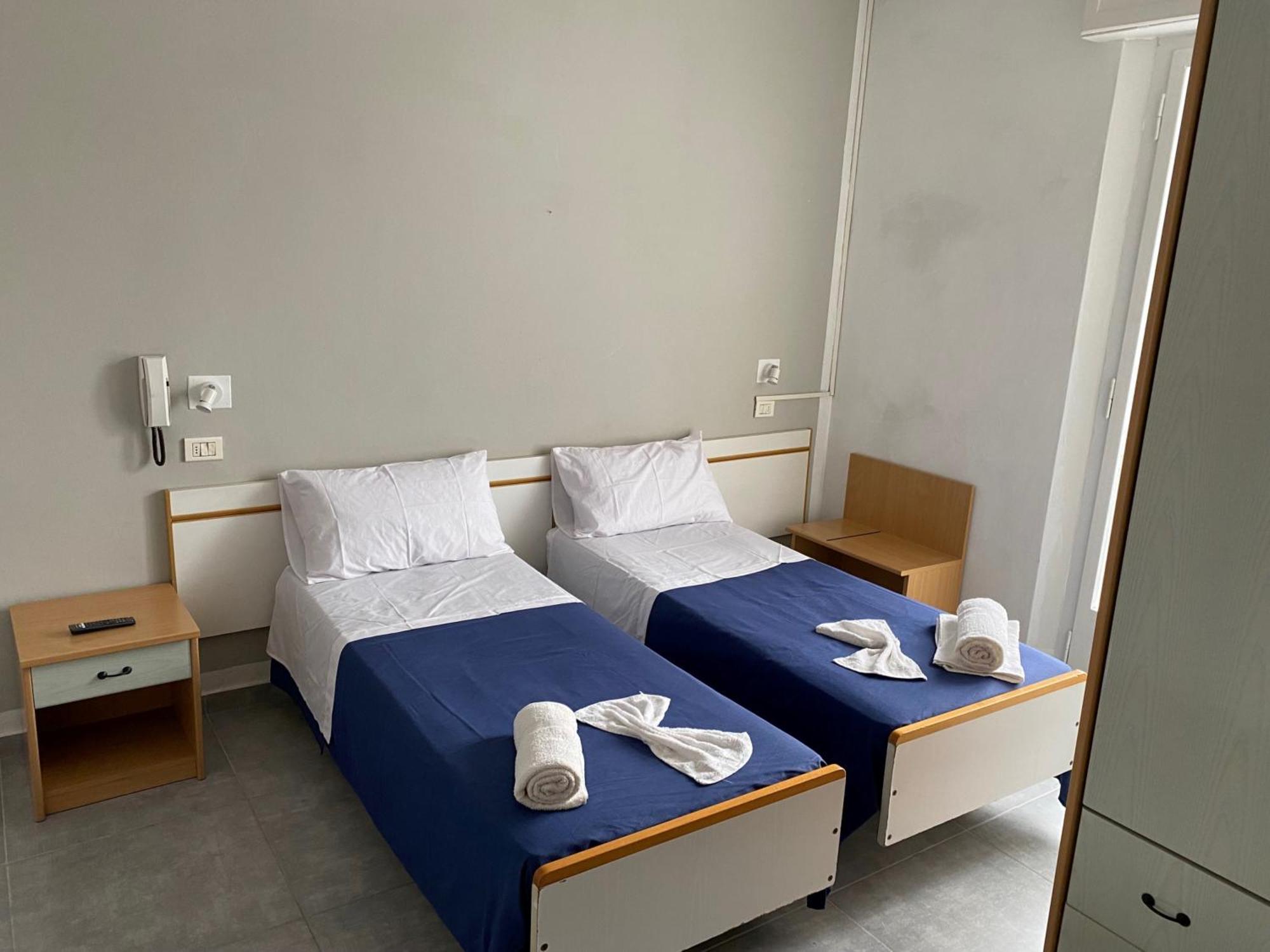 Hotel Piccari Nuova Gestione Rimini Luaran gambar