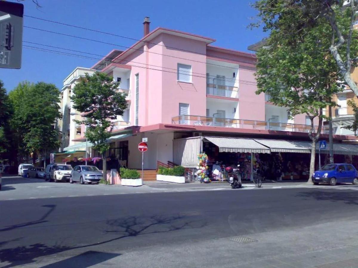Hotel Piccari Nuova Gestione Rimini Luaran gambar