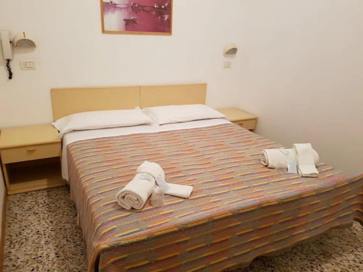 Hotel Piccari Nuova Gestione Rimini Luaran gambar