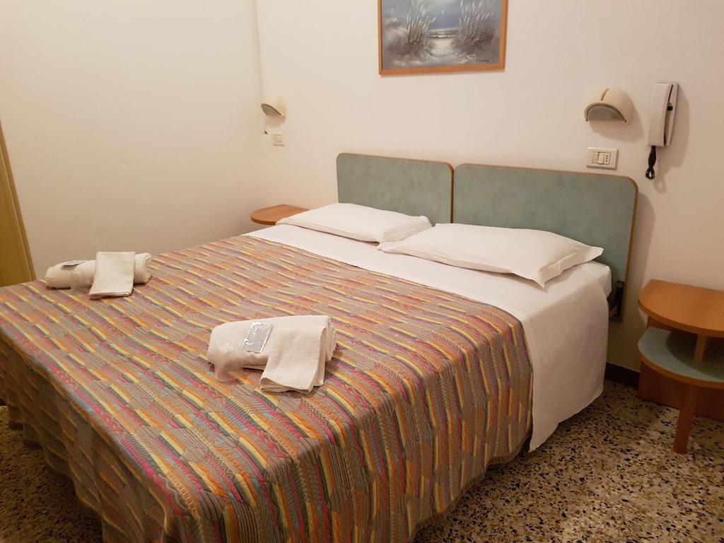 Hotel Piccari Nuova Gestione Rimini Luaran gambar
